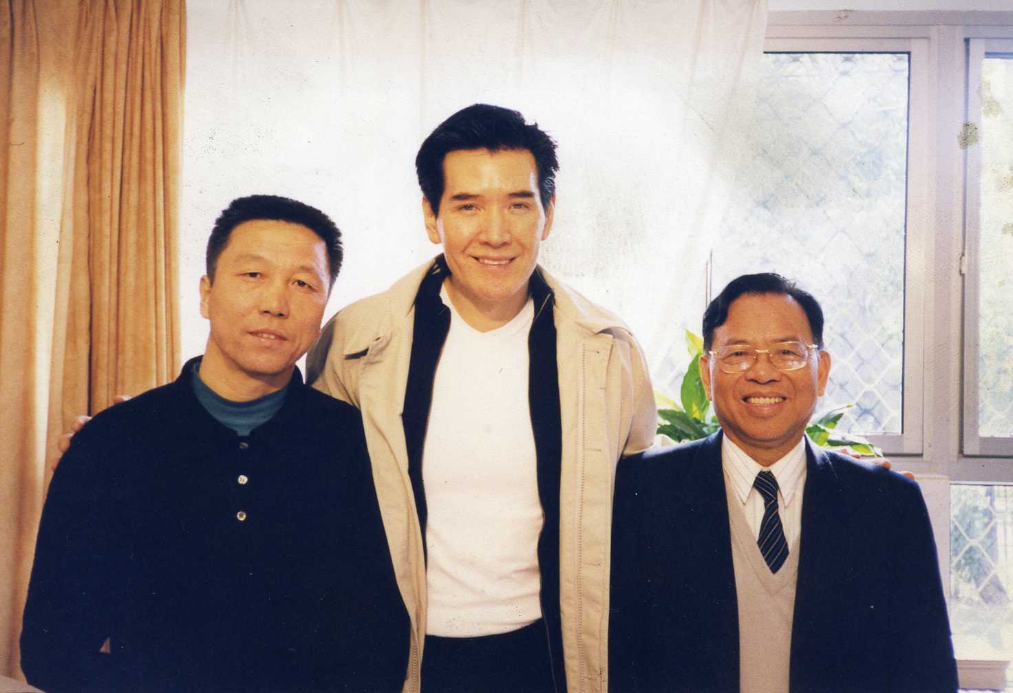 05.jpg