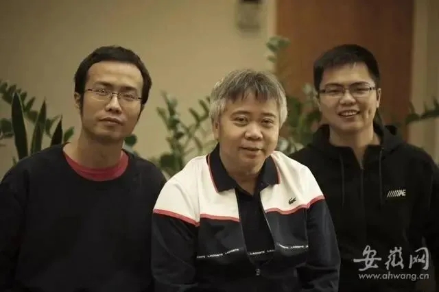 011.webp.jpg 011.webp.jpg