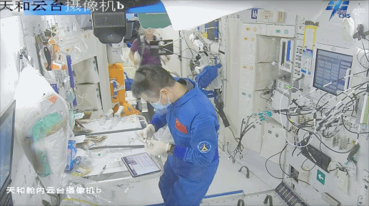9.gif 9.gif